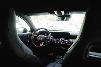 Mercedes-Benz A 200 2023 - 32400 EUR, 51000 km - AUTO.MOTO.pt - 51000km - foto 13 de 32