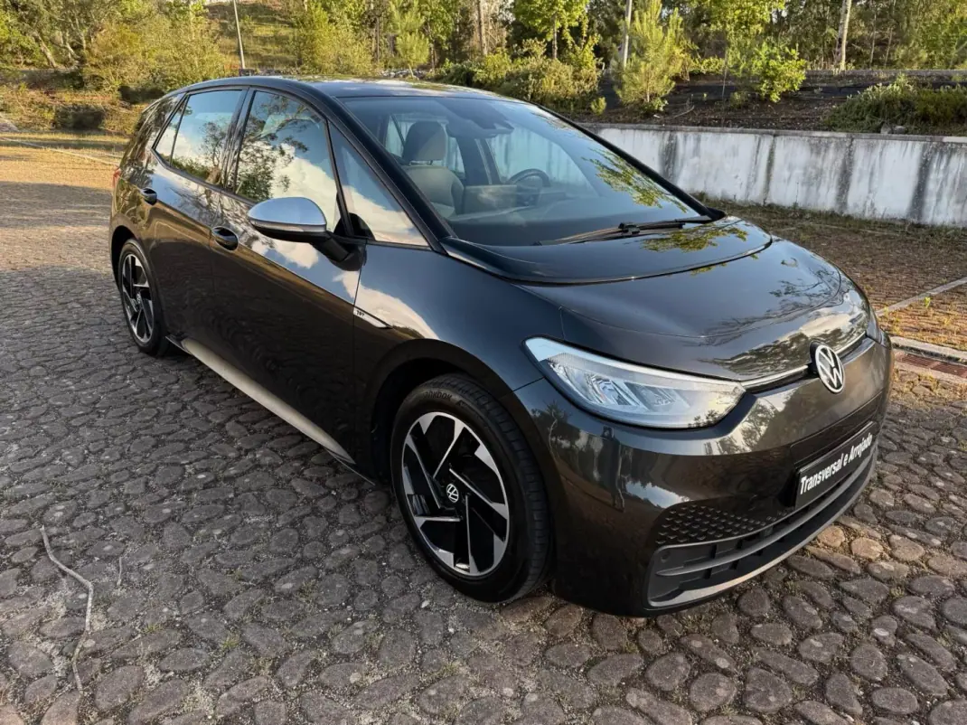 Volkswagen ID.3 2020 - 17950 EUR, 126000 km - AUTO.MOTO.pt - 126000km - foto 18 de 19