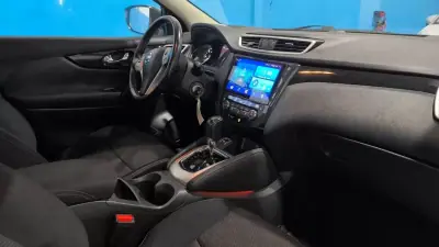 Nissan Qashqai 2015 - 14300 EUR, 140000 km - AUTO.MOTO.pt - 140000km - foto 5 de 20
