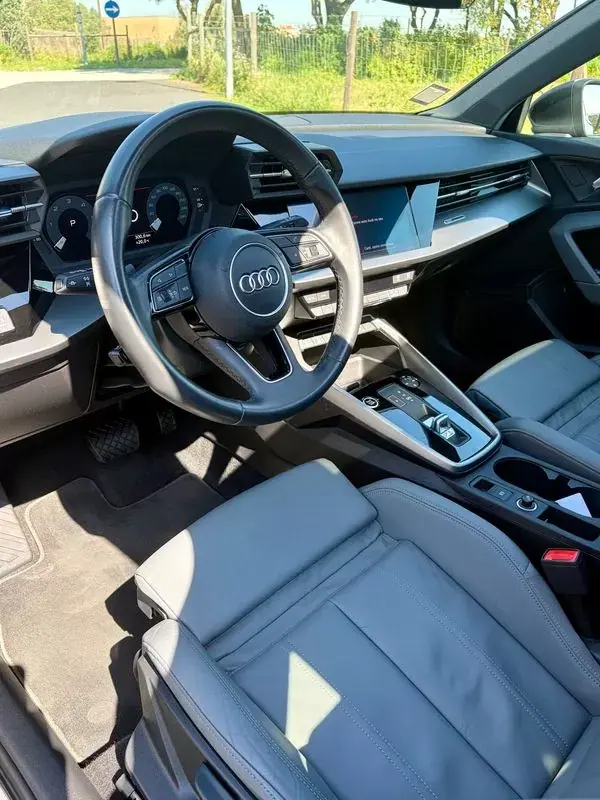 Audi A3 Sportback 2021 - 26900 EUR, 80400 km - AUTO.MOTO.pt - 80400km - foto 6 de 23