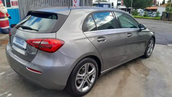 Mercedes-Benz A 180 2020 - 24500 EUR, 99999 km - AUTO.MOTO.pt - 99999km - foto 5 de 16