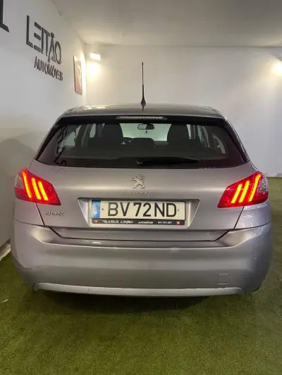 Peugeot 308 2020 - 9750 EUR, 112000 km - 112000km - foto 7 de 30