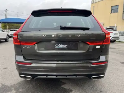Volvo XC 60 2020 - 32750 EUR, 141000 km - AUTO.MOTO.pt - 141000km - foto 5 de 51