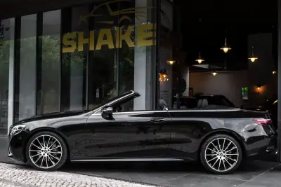 Mercedes-Benz E 220 2021 - 54450 EUR, 65874 km - AUTO.MOTO.pt - 65874km - foto 2 de 46