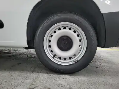 Citroën Berlingo 1.6 HDI Control 2019 - 11400 EUR, 82669 km - AUTO.MOTO.pt - 82669km - foto 11 de 21