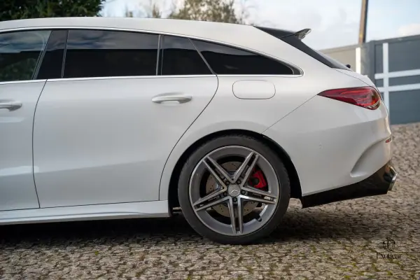 Mercedes-Benz CLA 45 AMG 2022 - 62000 EUR, 9000 km - AUTO.MOTO.pt - 9000km - foto 11 de 39