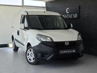 Fiat DOBLO 1.3 M-JET 3 LUG. 2021 - 13500 EUR, 119327 km - AUTO.MOTO.pt - 119327km - foto 2 de 16