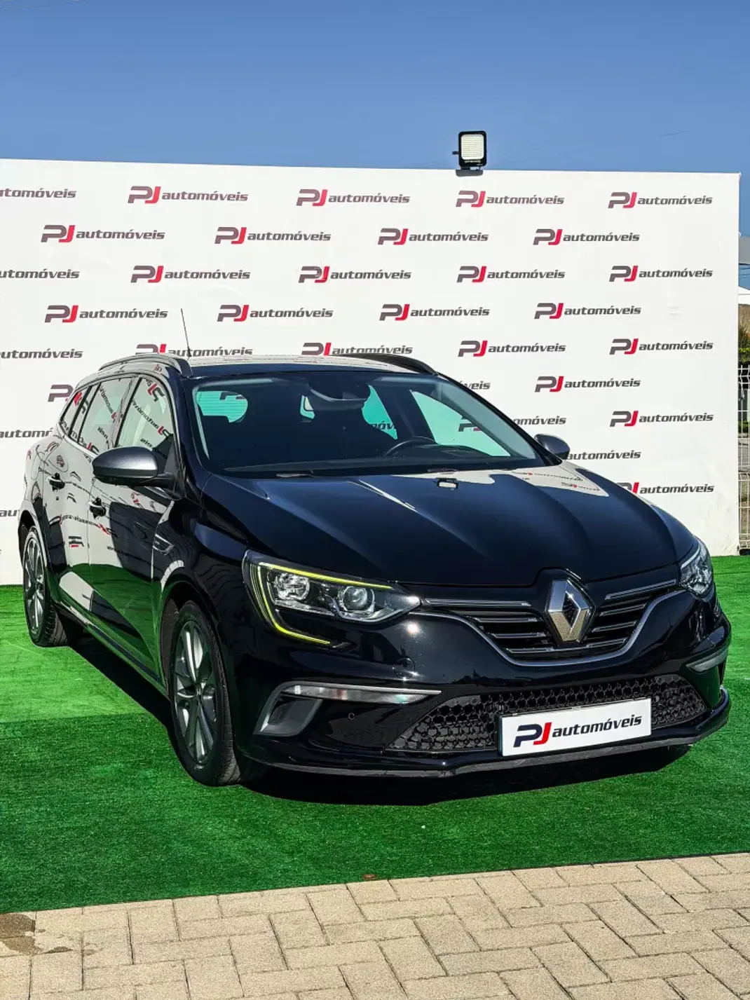 Renault Mégane 2016 - 12500 EUR, 160445 km - 160445km - foto 4 de 19