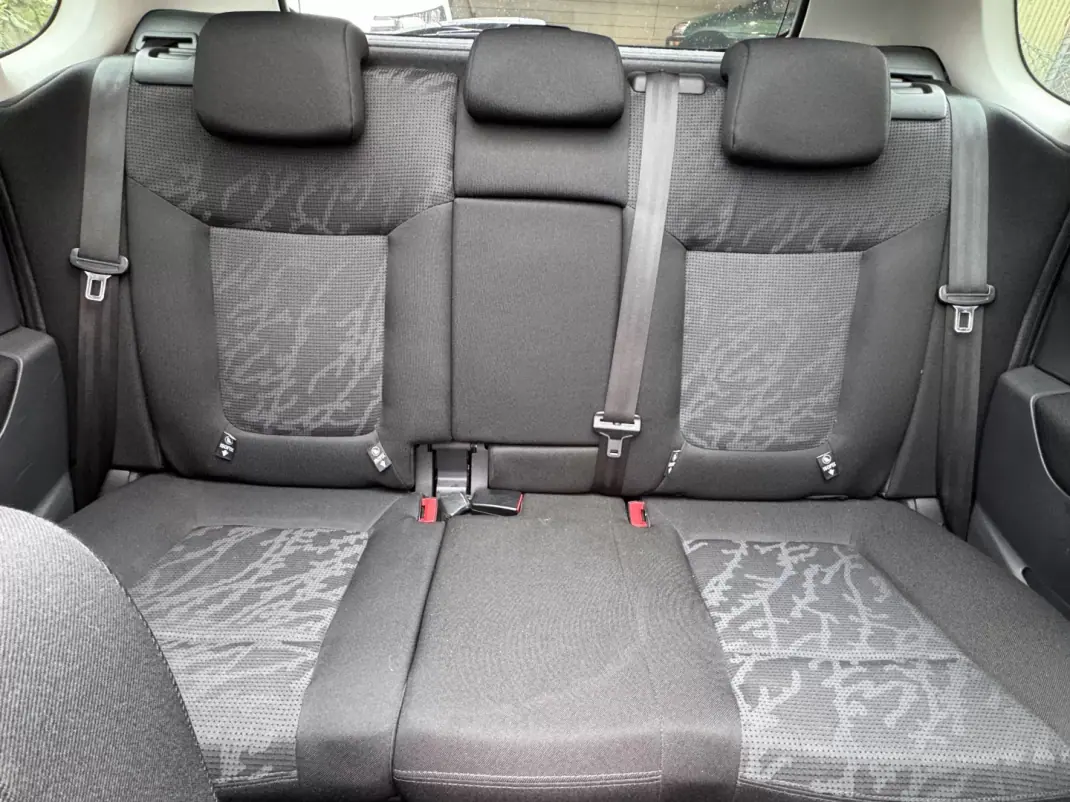 Peugeot 3008 2011 - 7900 EUR, 218000 km - AUTO.MOTO.pt - 218000km - foto 20 de 22