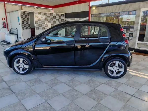 Smart ForFour 2006 - 5990 EUR, 93000 km - AUTO.MOTO.pt - 93000km - foto 7 de 16