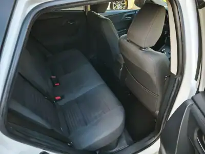 Toyota Auris 2016 - 14900 EUR, 160000 km - AUTO.MOTO.pt - 160000km - foto 28 de 34