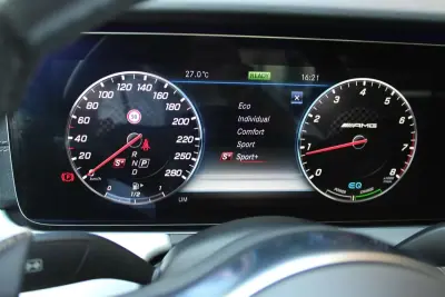 Mercedes-Benz CLS 53 AMG 2019 - 62500 EUR, 99945 km - AUTO.MOTO.pt - 99945km - foto 55 de 58