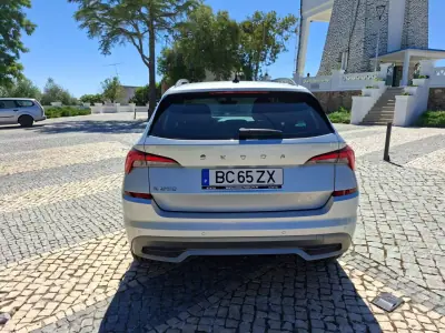 Skoda Kamiq 2023 - 17900 EUR, 54069 km - 54069km - foto 5 de 23
