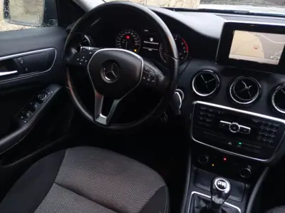 Mercedes-Benz A 180 2013 - 13900 EUR, 169500 km - AUTO.MOTO.pt - 169500km - foto 8 de 13