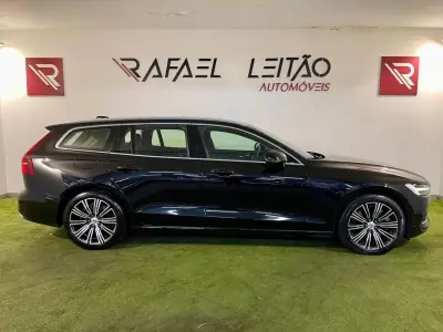 Volvo V60 2020 - 28350 EUR, 62000 km - AUTO.MOTO.pt - 62000km - foto 5 de 30