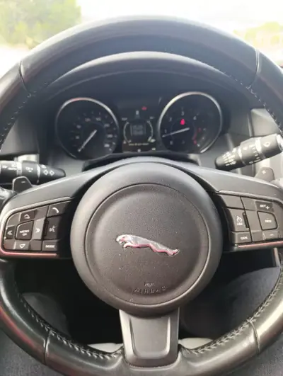 Jaguar XF 2017 - 19900 EUR, 173000 km - AUTO.MOTO.pt - 173000km - foto 19 de 19