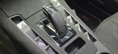 DS DS7 Crossback 2019 - 20990 EUR, 170000 km - AUTO.MOTO.pt - 170000km - foto 35 de 59