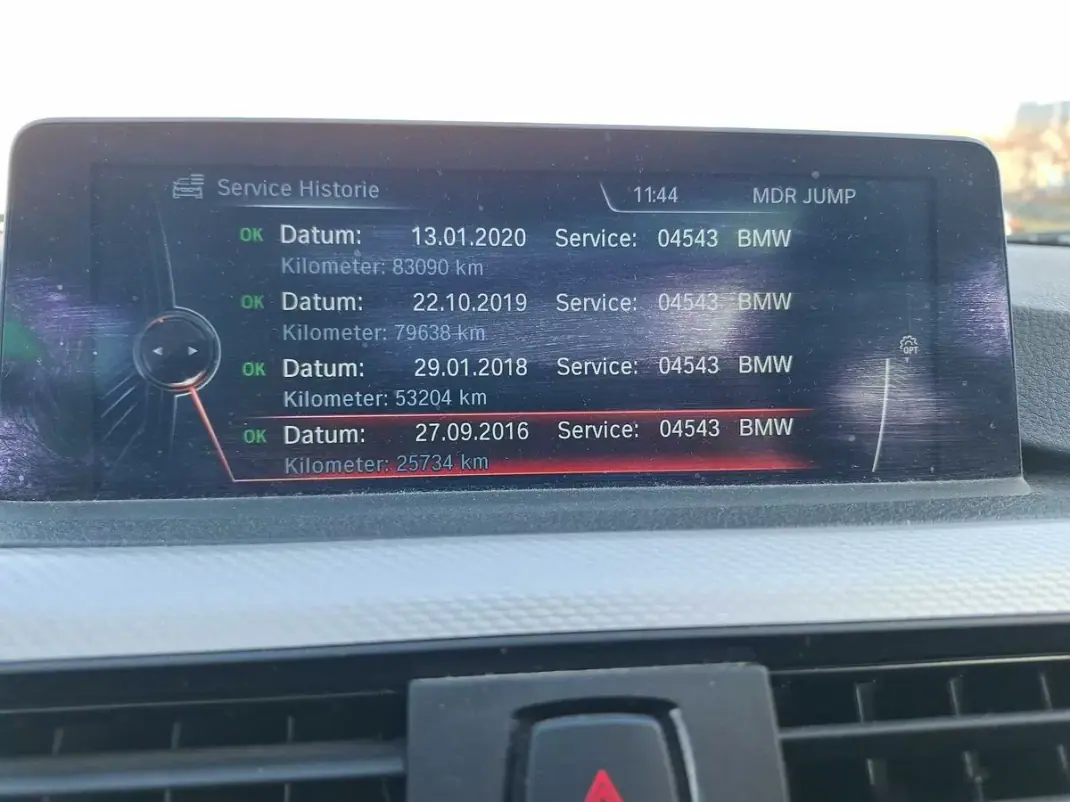 BMW 320 2015 - 20900 EUR, 186163 km - AUTO.MOTO.pt - 186163km - foto 12 de 14