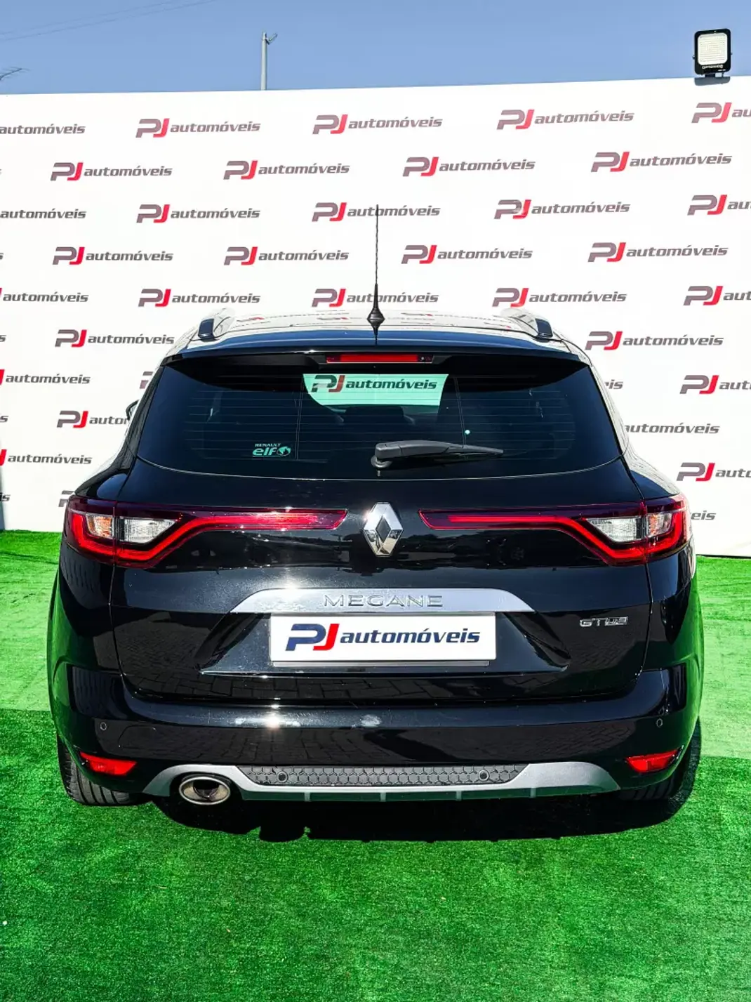 Renault Mégane 2016 - 12500 EUR, 160445 km - 160445km - foto 8 de 19