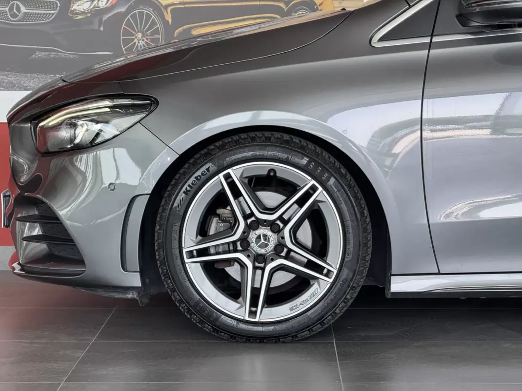 Mercedes-Benz B 180 2020 - 26990 EUR, 80345 km - AUTO.MOTO.pt - 80345km - foto 8 de 23
