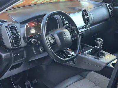 Citroën C5 Aircross 2019 - 18500 EUR, 117400 km - AUTO.MOTO.pt - 117400km - foto 14 de 24