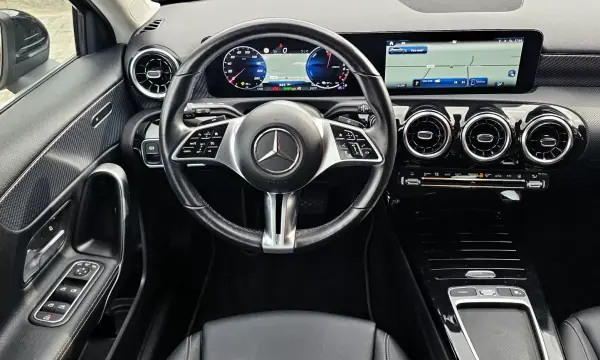 Mercedes-Benz A 250e 2023 - 31500 EUR, 70000 km - AUTO.MOTO.pt - 70000km - foto 10 de 24