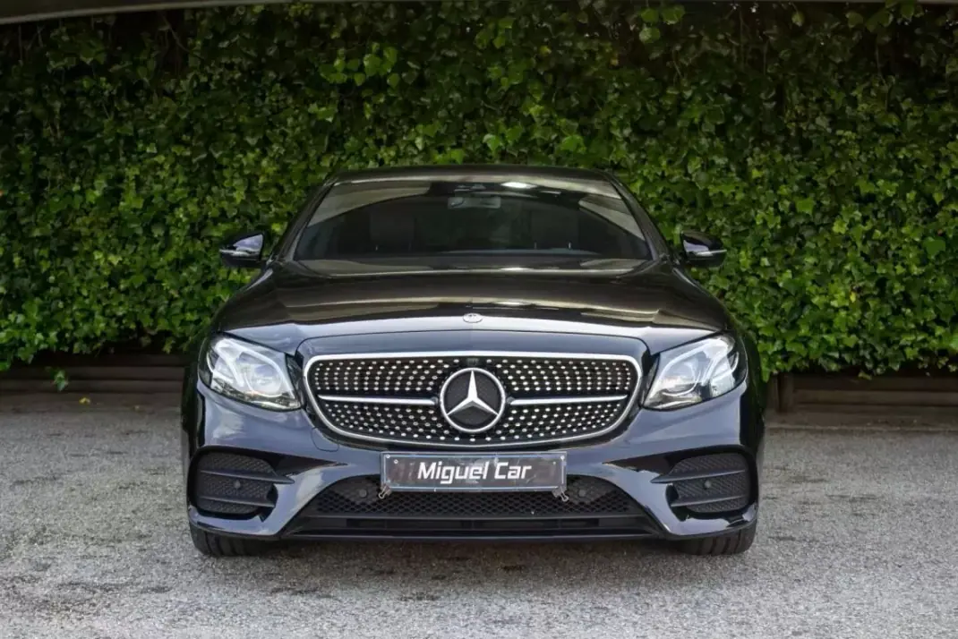 Mercedes-Benz E 300 2019 - 29900 EUR, 168000 km - AUTO.MOTO.pt - 168000km - foto 2 de 22