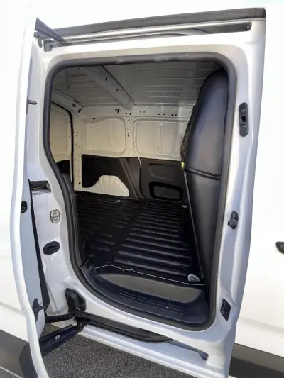 Toyota 2021 - 13950 EUR, 115000 km - AUTO.MOTO.pt - 115000km - foto 23 de 30