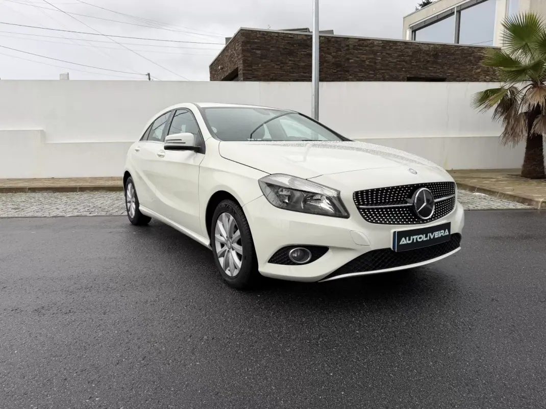Mercedes-Benz A 180 2014 - 14200 EUR, 192198 km - AUTO.MOTO.pt - 192198km - foto 2 de 15