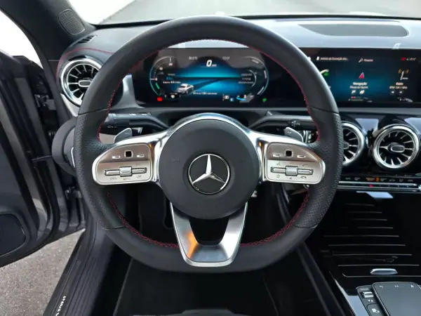 Mercedes-Benz CLA 180 2022 - 29900 EUR, 36800 km - 36800km - foto 18 de 44