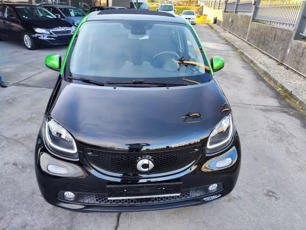 Smart ForFour 2017 - 13500 EUR, 44000 km - AUTO.MOTO.pt - 44000km - foto 11 de 46