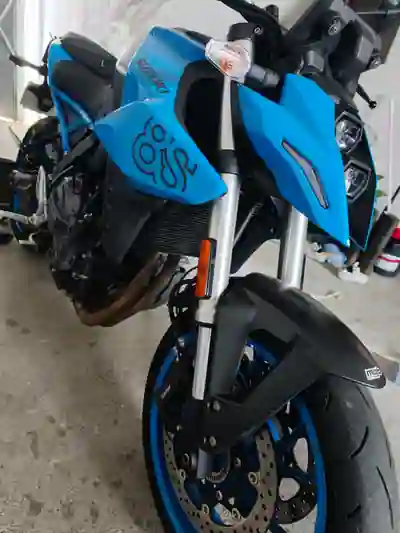 Suzuki GSX-S 8S 2025 - 7000 EUR, 5600 km - AUTO.MOTO.pt - 5600km - foto 4 de 5