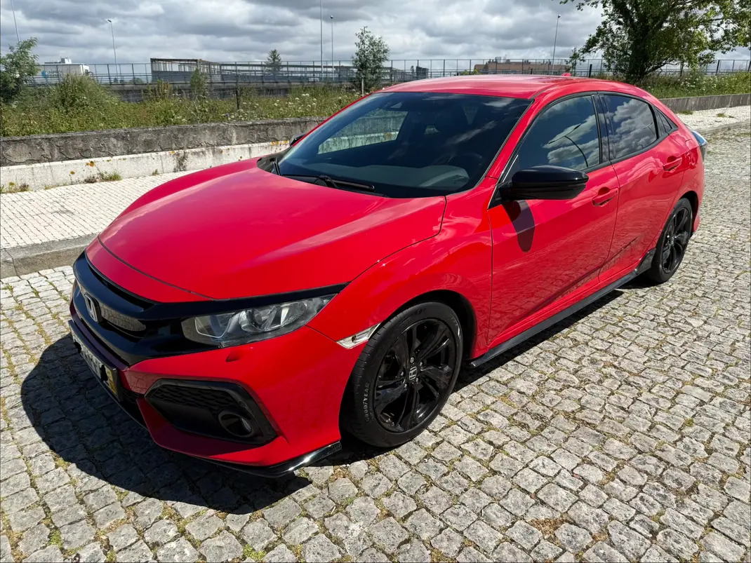 Honda Civic 2019 - 17900 EUR, 100000 km - AUTO.MOTO.pt - 100000km - foto 2 de 15