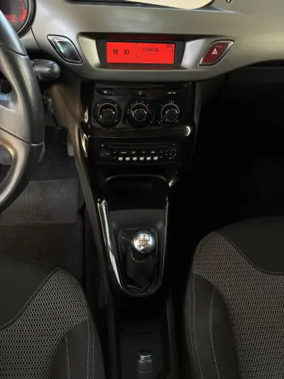 Citroën C3 2014 - 5999 EUR, 160000 km - AUTO.MOTO.pt - 160000km - foto 14 de 22