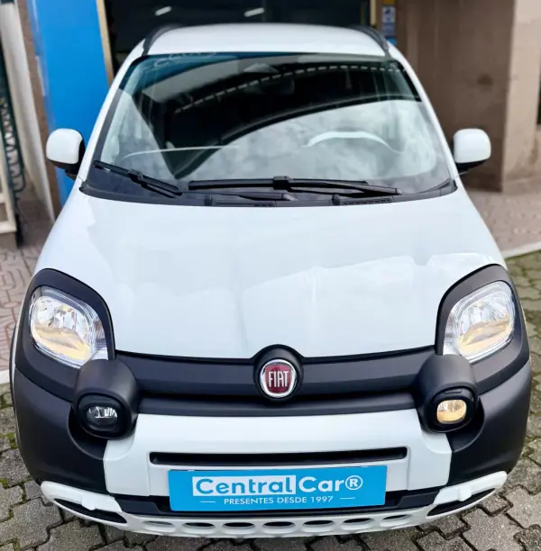 Fiat Panda 2025 - 13950 EUR, 14000 km - AUTO.MOTO.pt - 14000km - foto 4 de 28