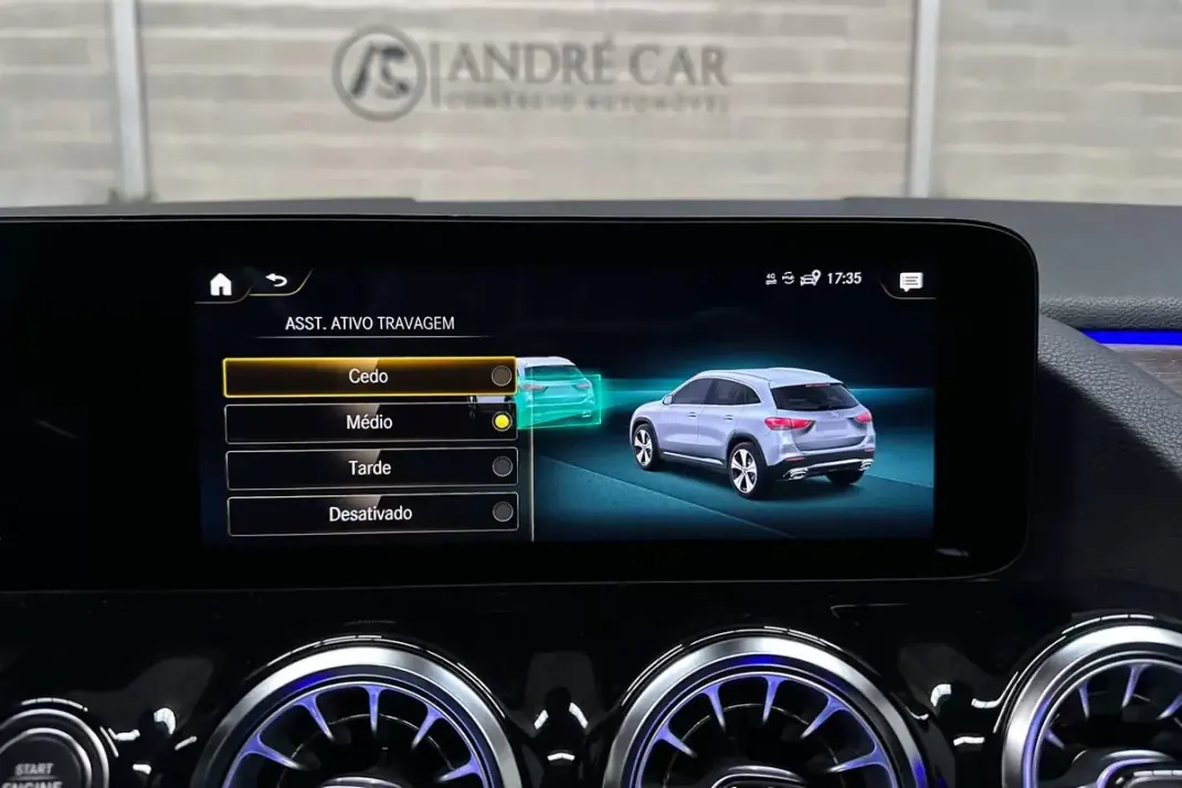 Mercedes-Benz GLA 250 2021 - 33950 EUR, 52396 km - AUTO.MOTO.pt - 52396km - foto 36 de 60