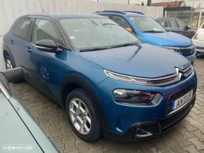 Citroën C4 Cactus 2018 - 13990 EUR, 131000 km - AUTO.MOTO.pt - 131000km - foto 5 de 19