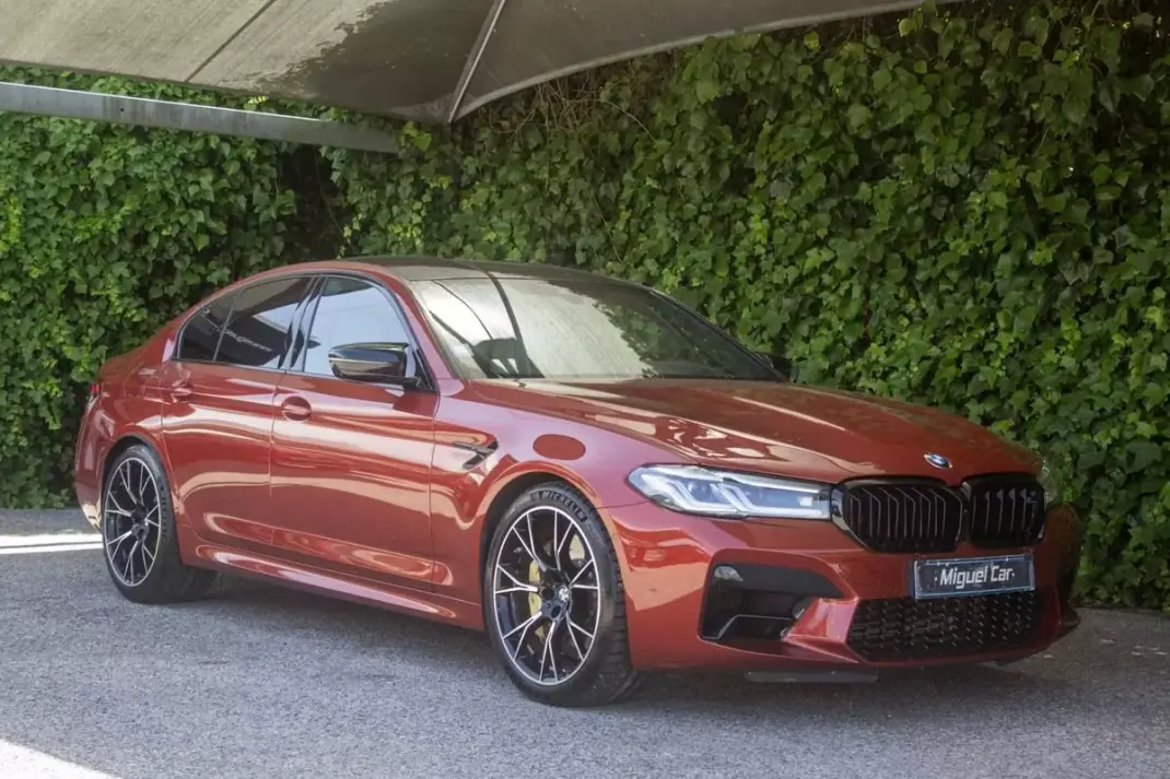 BMW M5 2020 - 92900 EUR, 31800 km - AUTO.MOTO.pt - 31800km - foto 1 de 21