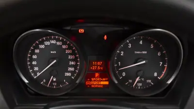 BMW Z4 2010 - 24900 EUR, 69000 km - 69000km - foto 22 de 27
