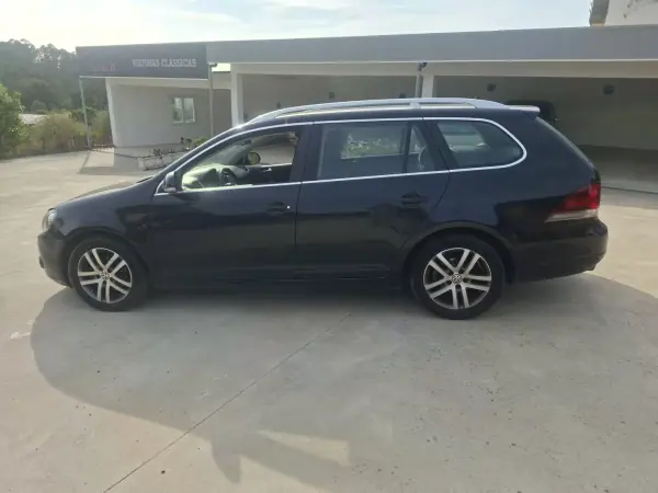 Volkswagen Golf Variant 2009 - 3950 EUR, 279328 km - AUTO.MOTO.pt - 279328km - foto 6 de 15
