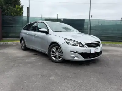 Peugeot 308 SW 2015 - 140800km