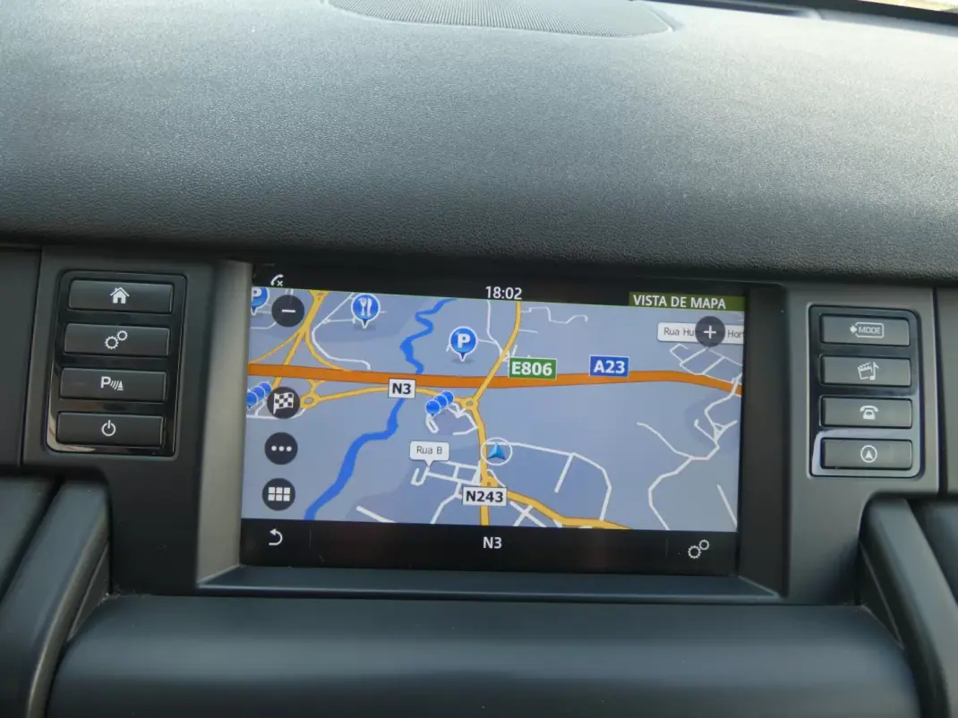 Land Rover Discovery Sport 2016 - 18750 EUR, 220000 km - AUTO.MOTO.pt - 220000km - foto 22 de 30