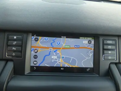 Land Rover Discovery Sport 2016 - 18750 EUR, 220000 km - AUTO.MOTO.pt - 220000km - foto 22 de 30