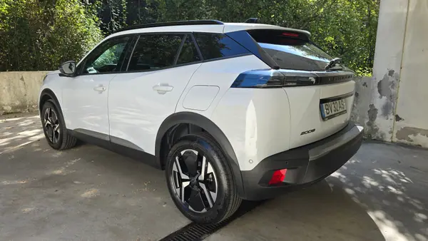 Peugeot 2008 1.2 Allure PureTech 2025 Gasolina