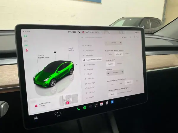 Tesla Model Y 2024 - 33990 EUR, 78253 km - 78253km - foto 12 de 17