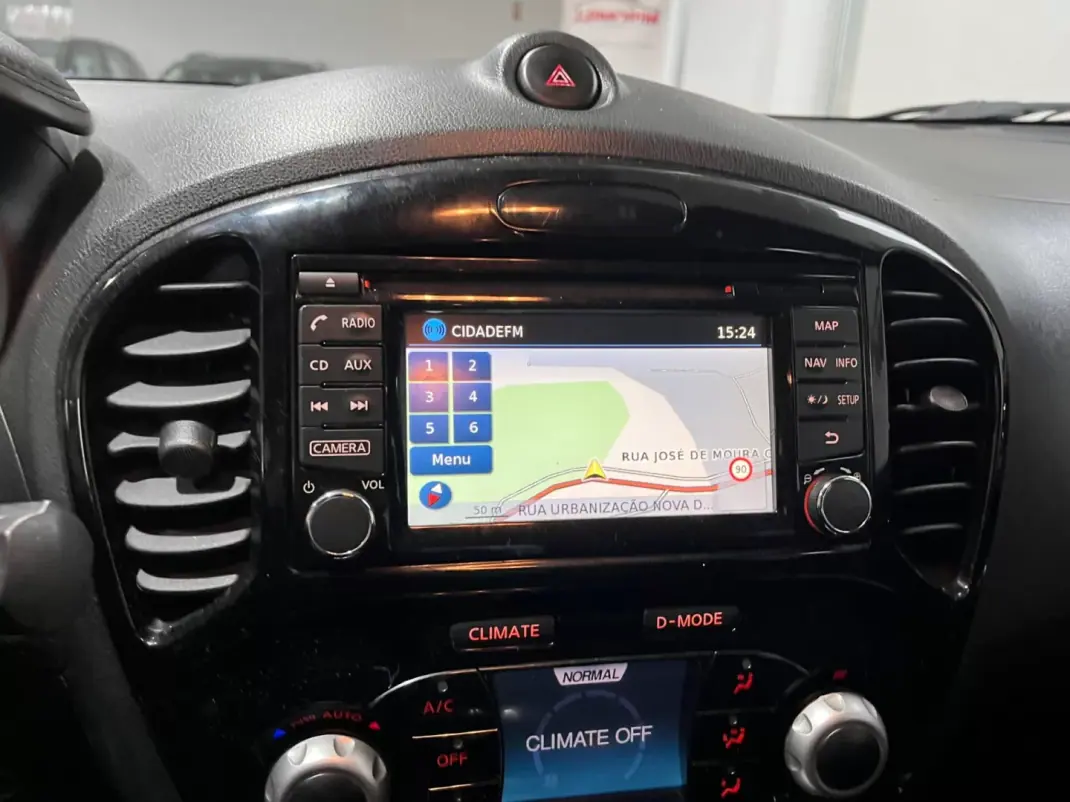 Nissan Juke 2016 - 10999 EUR, 94021 km - AUTO.MOTO.pt - 94021km - foto 15 de 20