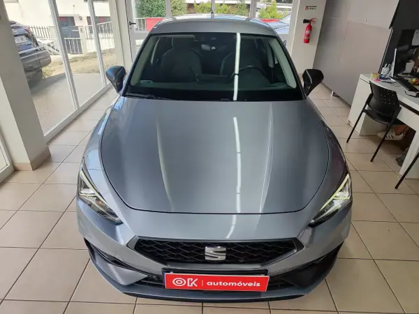 SEAT Leon 2022 - 24500 EUR, 72000 km - AUTO.MOTO.pt - 72000km - foto 4 de 15