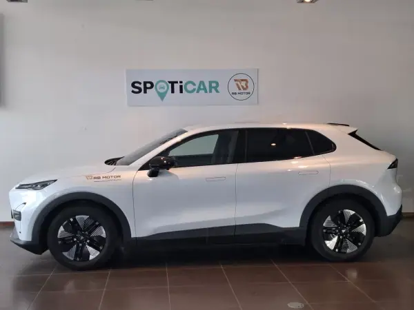 2026 - 35750 EUR, 5500 km - AUTO.MOTO.pt - 5500km - foto 7 de 31