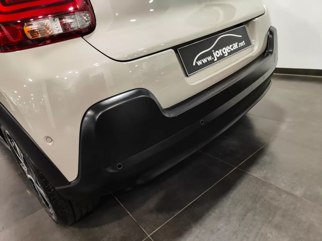 Citroën C3 2017 - 10990 EUR, 99000 km - AUTO.MOTO.pt - 99000km - foto 23 de 58