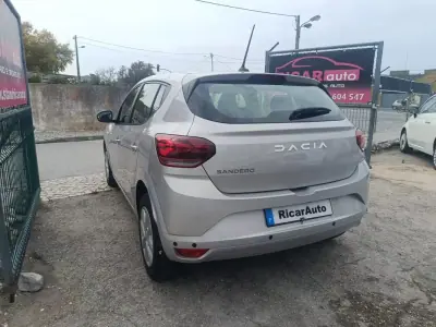 Dacia Sandero 2023 - 14900 EUR, 64868 km - 64868km - foto 18 de 31